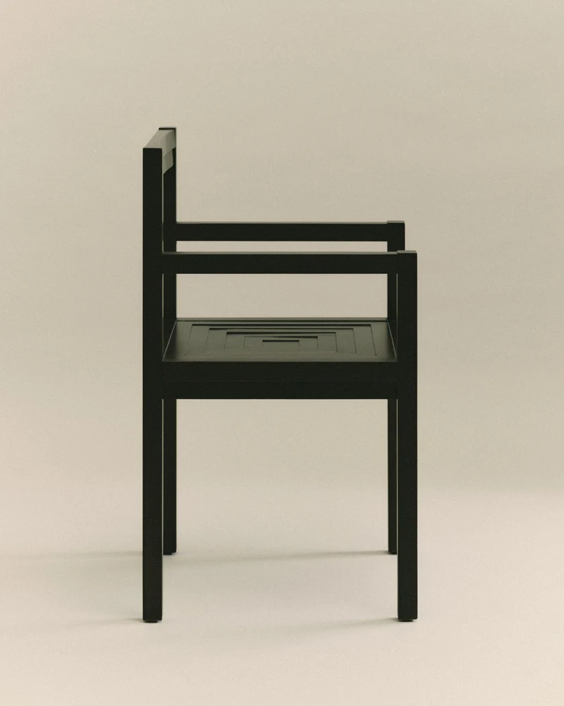 FRANKIE ARMCHAIR