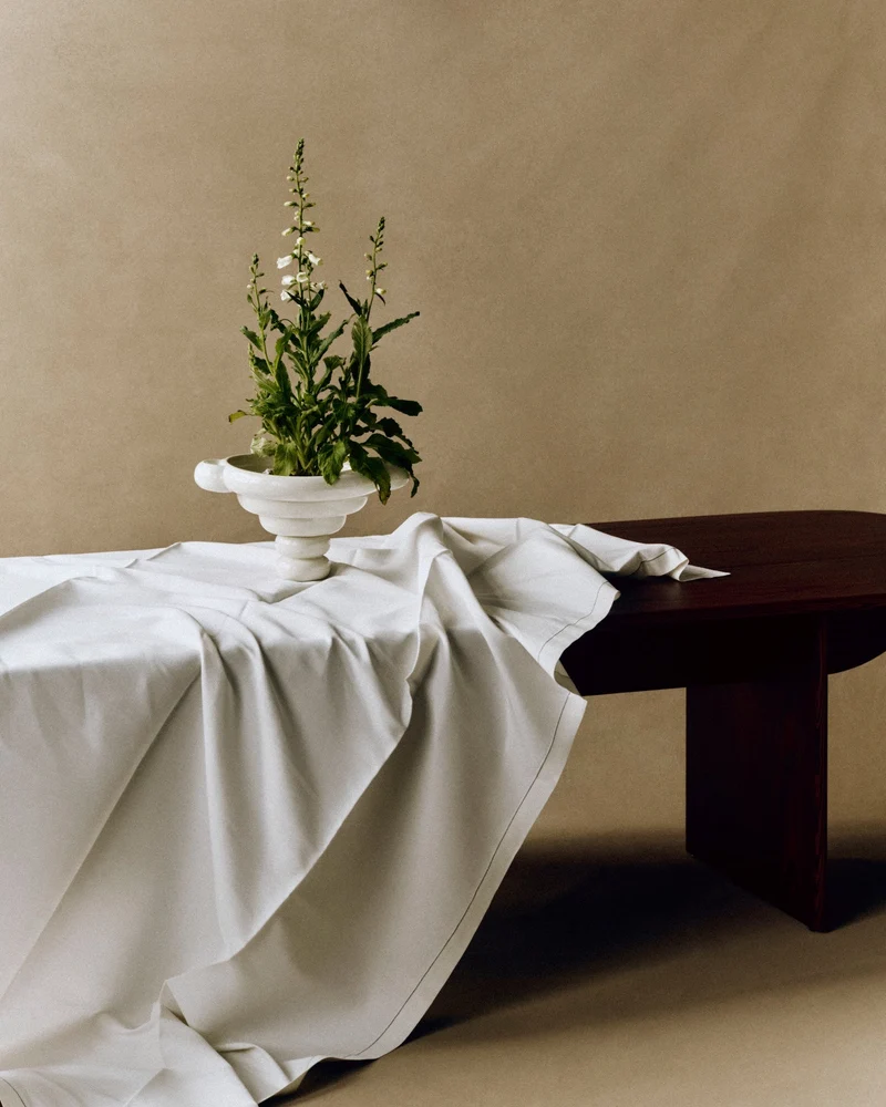 PILLABOUT TABLE 02
