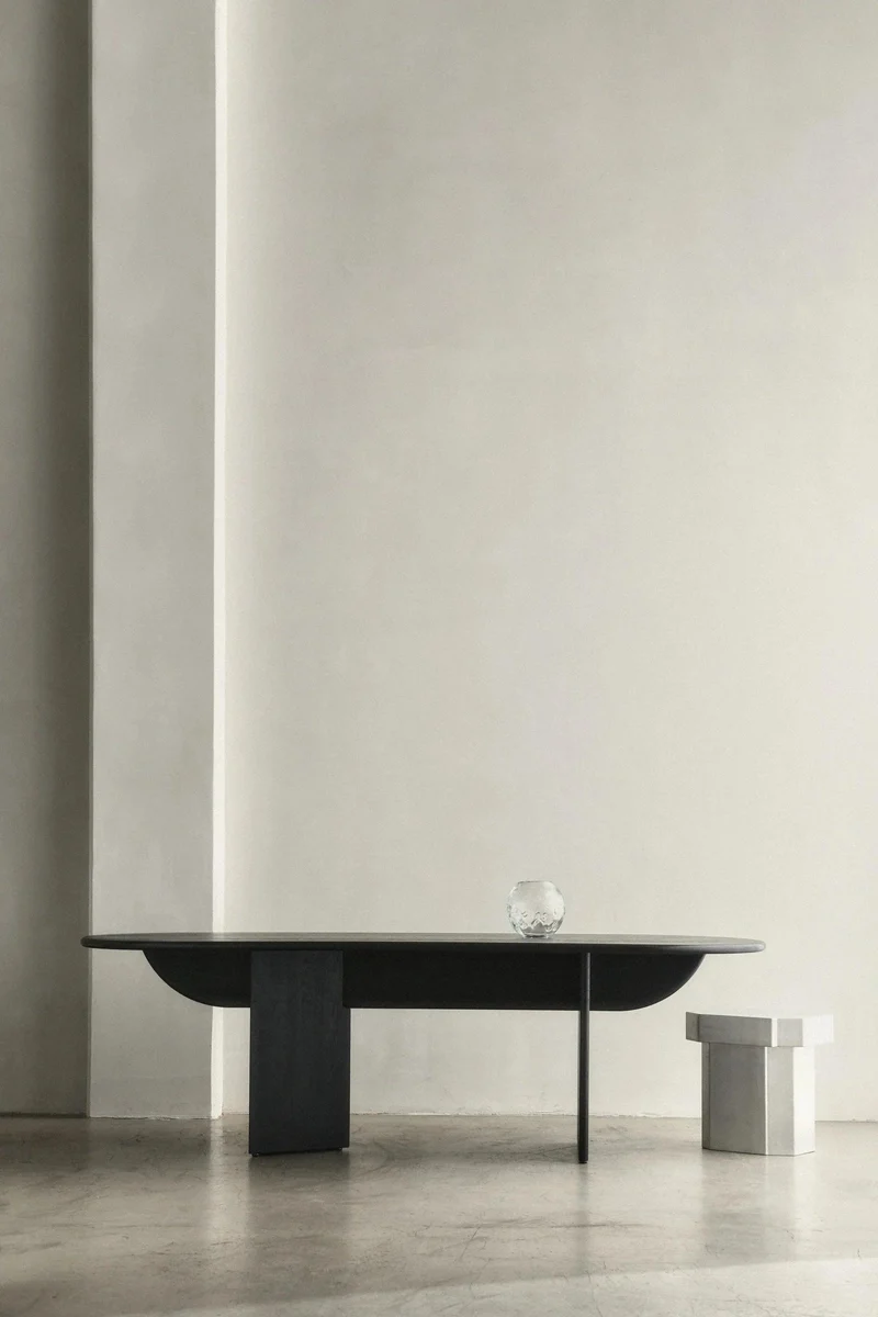 PILLABOUT TABLE 03