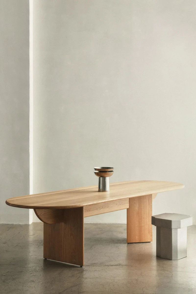 PILLABOUT TABLE 03