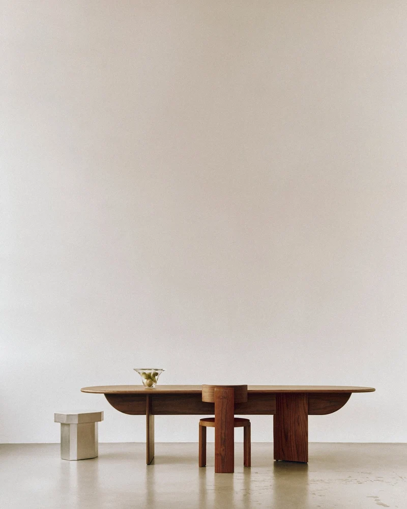 PILLABOUT TABLE 03