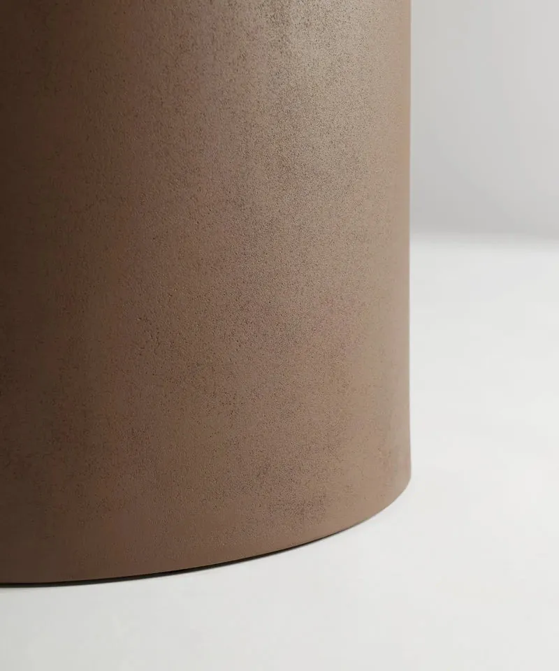 Mesa de Comedor Ovalada en Microcemento Juno