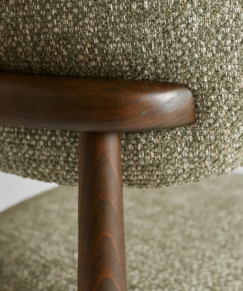 Silla de Comedor en Madera y Tapizada Dean (Color Edition)