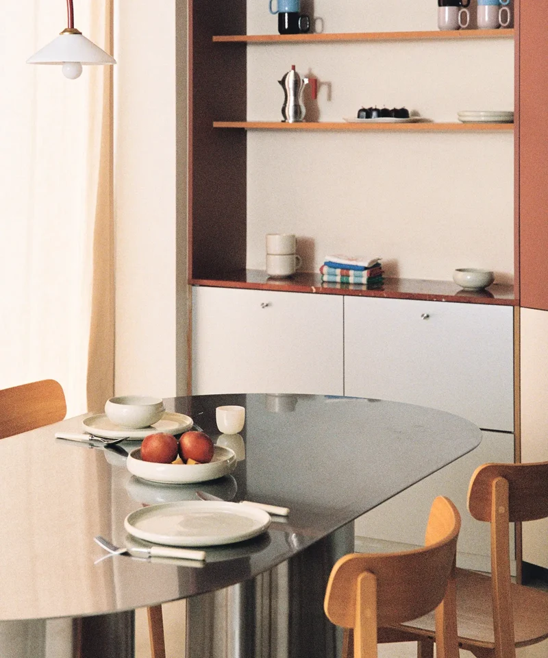 Mesa de Comedor Ovalada en Acero Laminado Iron (200 x 76 cm)