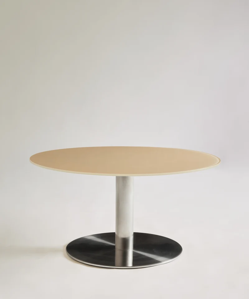 Mesa de Centro Redonda en Acero Laminado Riva
