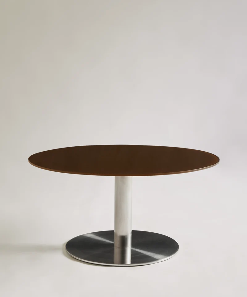 Mesa de Centro Redonda en Acero Laminado Riva