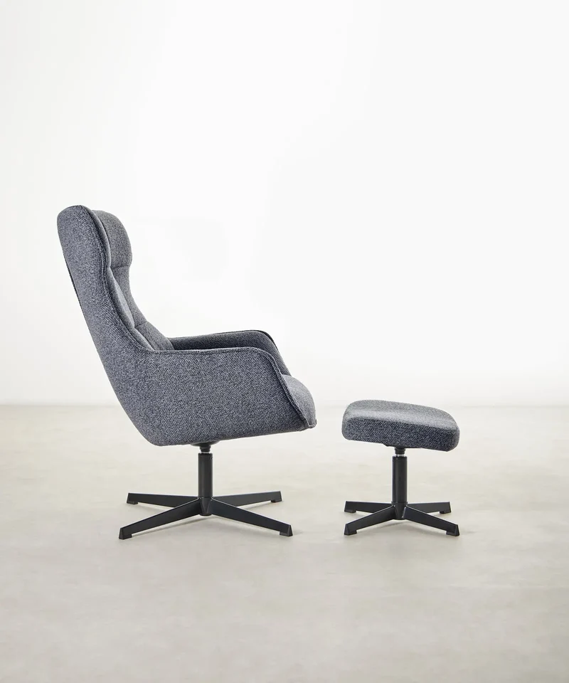 Sillón tapizado en tela bouclé con Ottoman Elsa