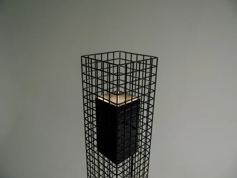 Ami Floor Lamp in Steel Mesh