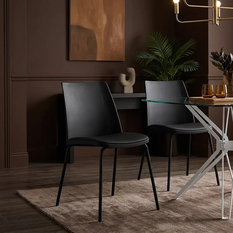 Chaise Résine Faux Cuir - Cosmo Noir