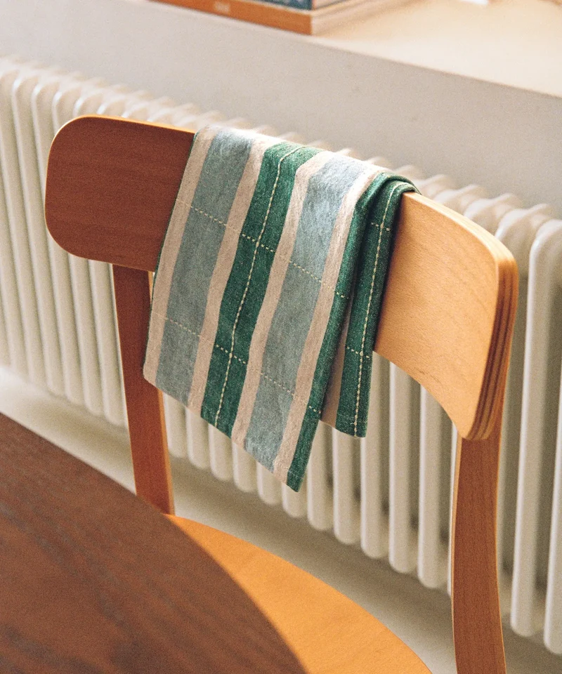 Silla de Comedor en Madera Zivia