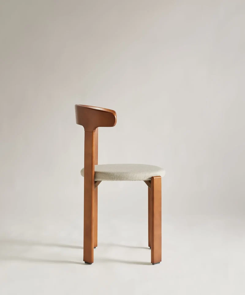 Silla de Comedor en Madera Tapizada Grim