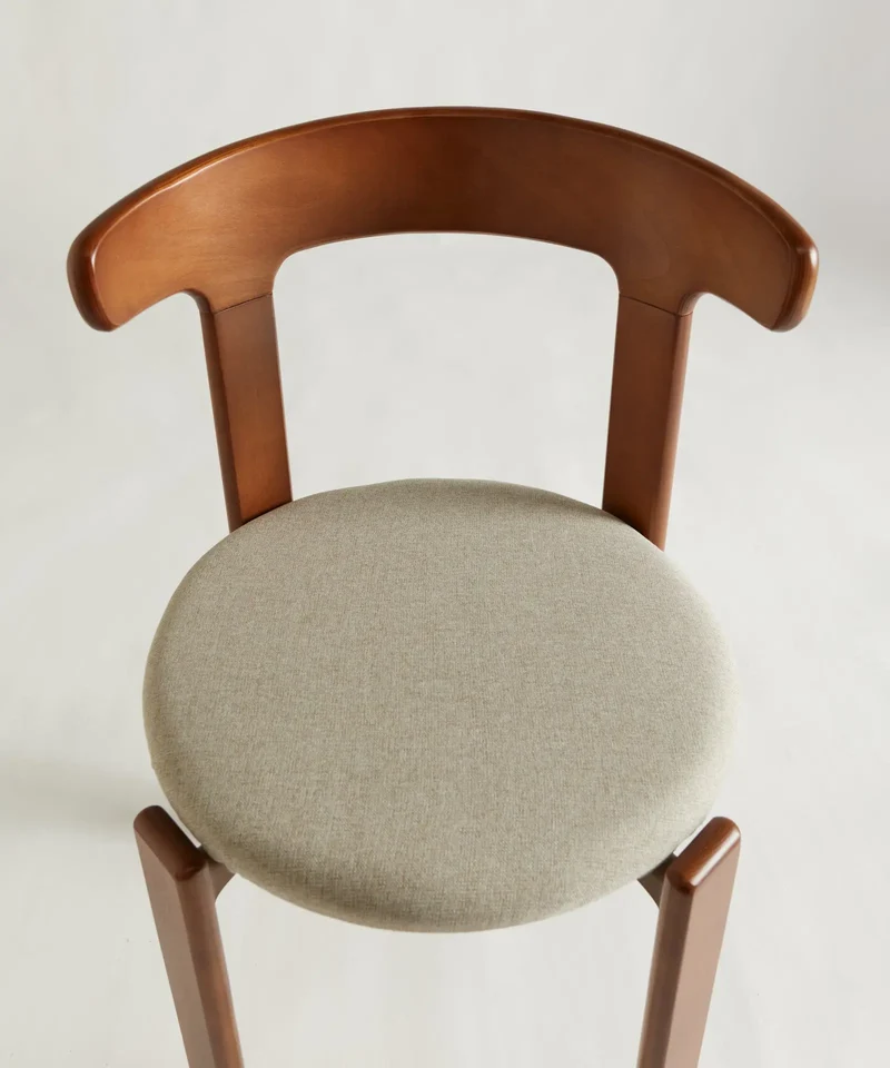 Silla de Comedor en Madera Tapizada Grim