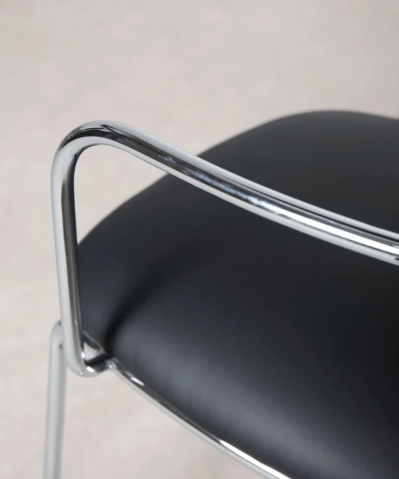 Silla de Comedor de Polipiel y Metal con Reposabrazos Moritz PU