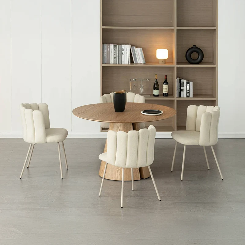 Table de salle à manger ronde Isabeau et 4 Fauteuil salle à manger Grove [Ensemble de Salle à Manger]