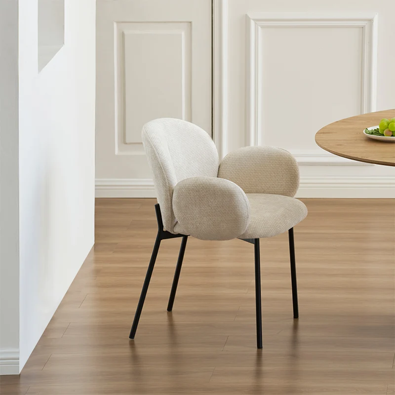 Table de salle à manger ronde Isabeau et 4 Fauteuil salle à manger Harlow [Ensemble de Salle à Manger]