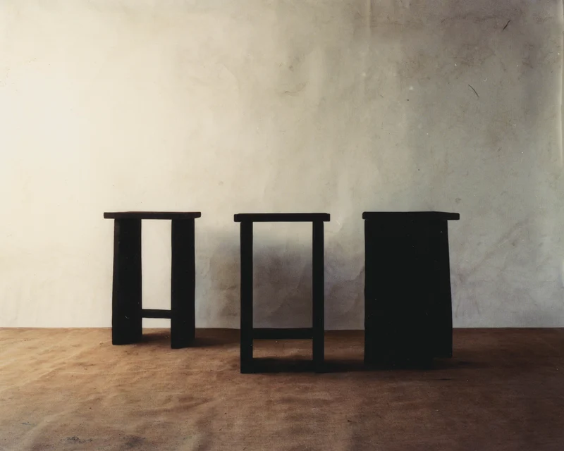 N V Stool