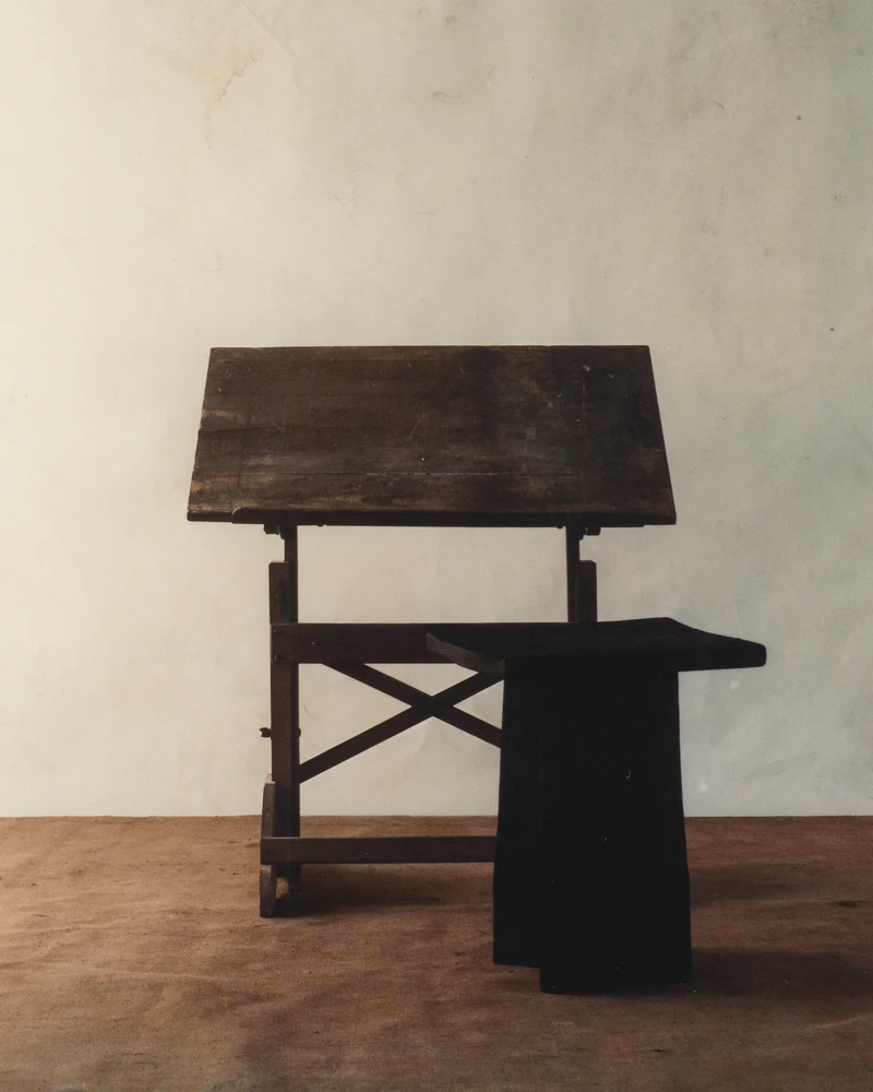 N V Small Table