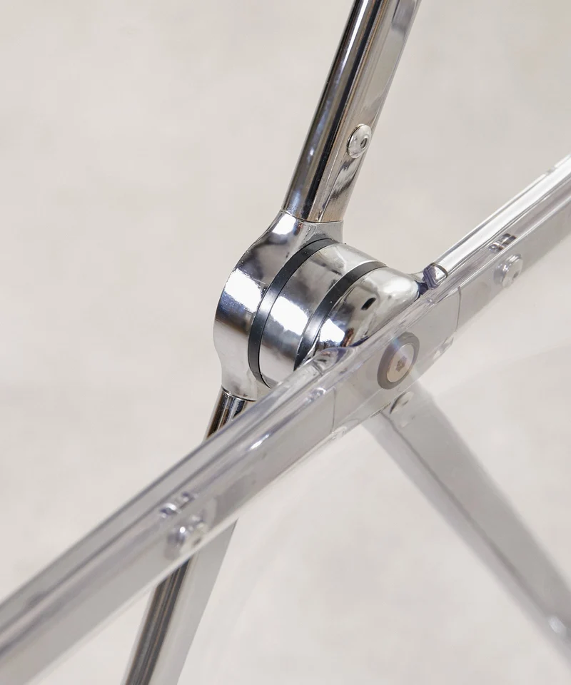 Silla plegable en acero cromado Luma