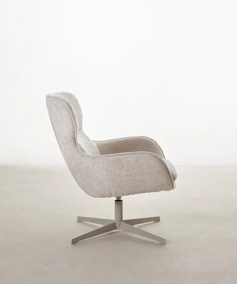 Sillón giratorio en tejido suave Norden