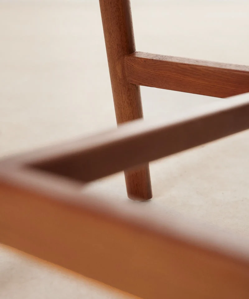 Taburete de madera Skog