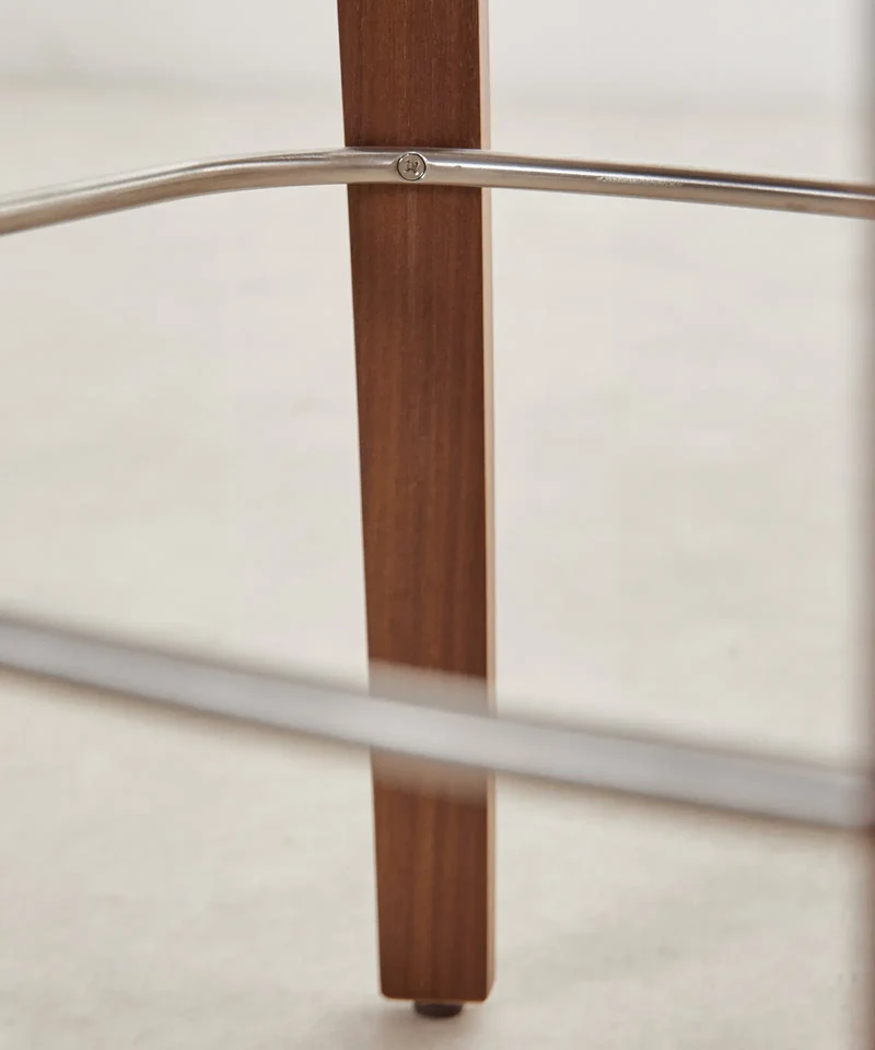 Taburete de madera Eira