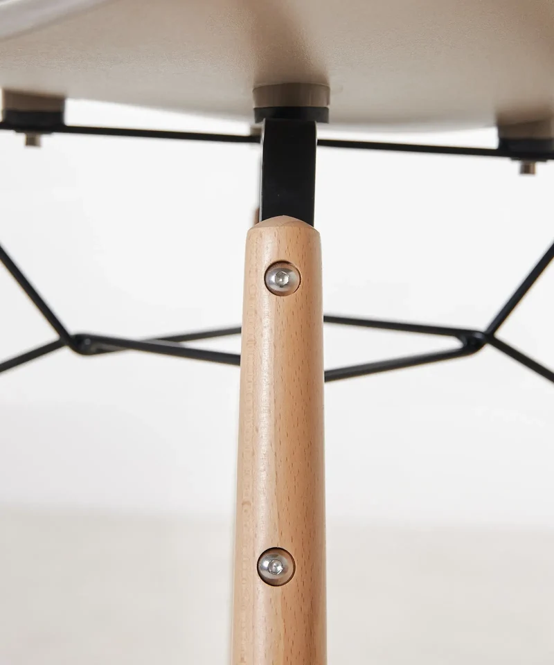 Taburete de Polipropileno y Madera Elon