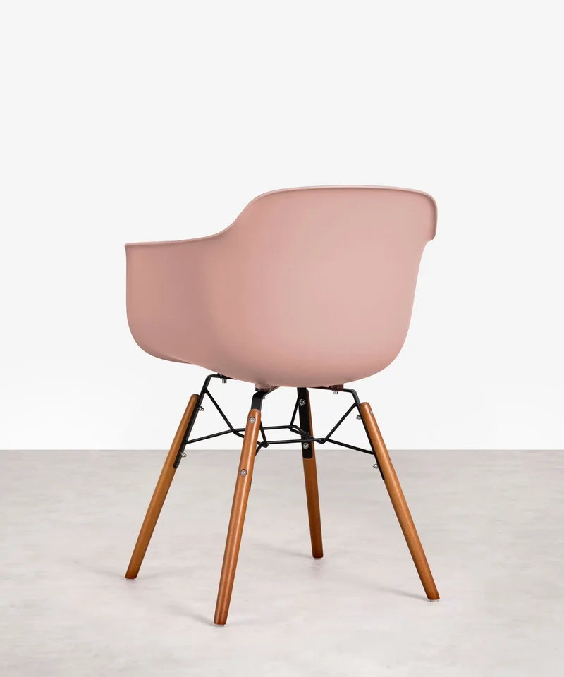 Silla de Polipropileno y Madera con Reposabrazos Elon Arms