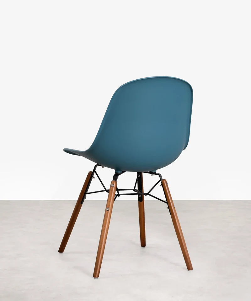 Silla de Polipropileno y Madera Elon