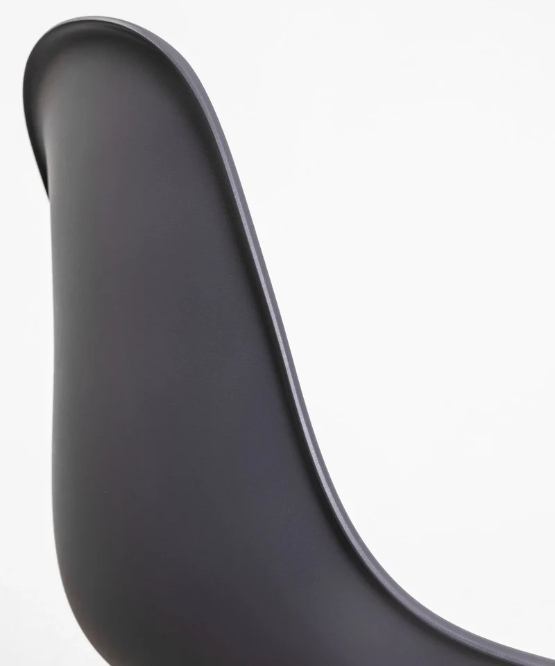 Silla de Polipropileno y Madera Elon