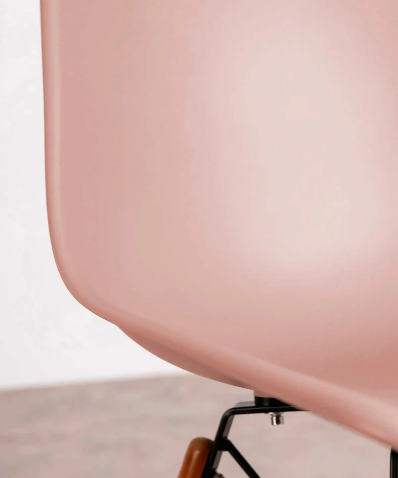 Silla de Polipropileno y Madera Elon