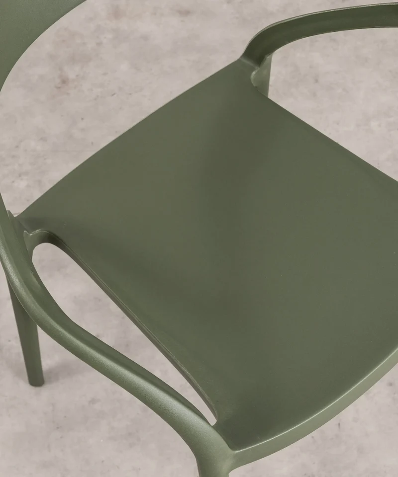 Silla de Polipropileno con Reposabrazos Grace