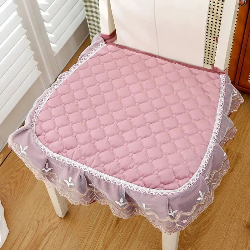 Galette de Chaise avec Volant Rose
