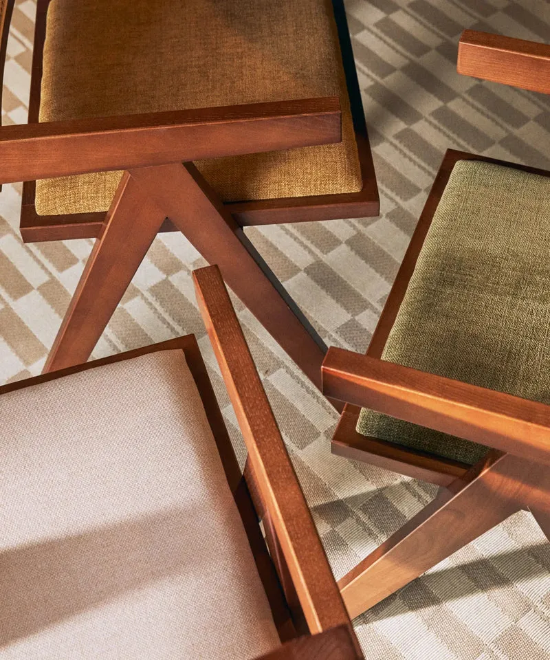 Silla de Comedor en Madera Tapizada con Reposabrazos Pauline Arms
