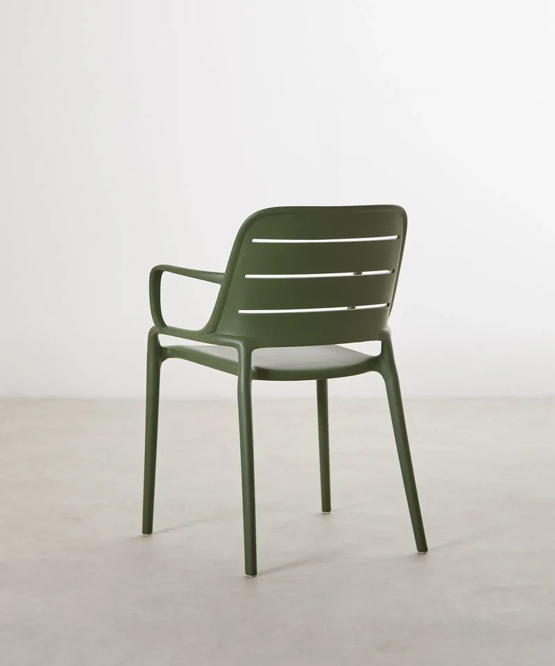 Silla de Polipropileno con Reposabrazos Mila