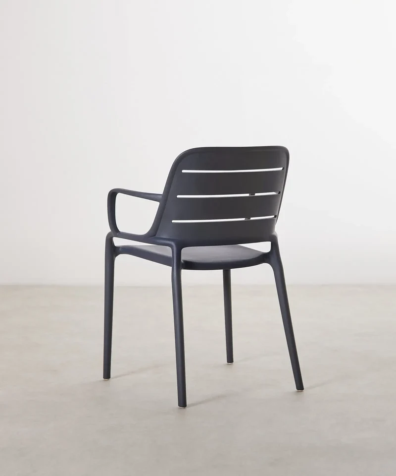 Silla de Polipropileno con Reposabrazos Mila