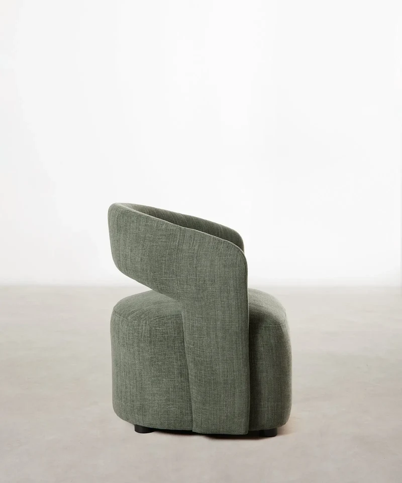 Sillón Tapizado con Reposabrazos Naya