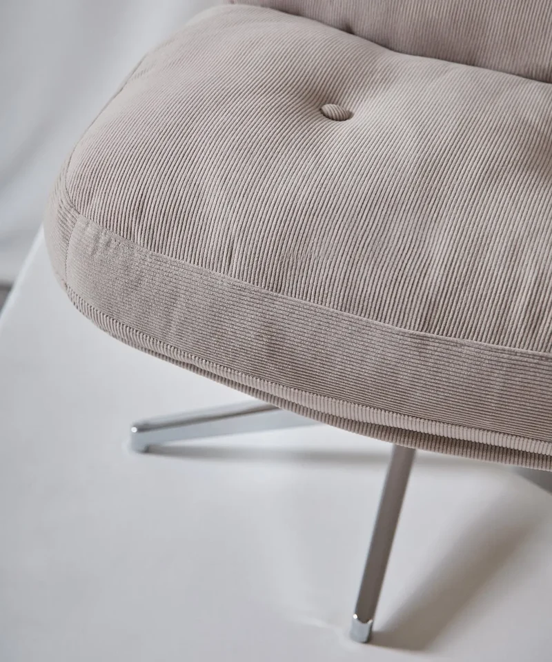 Sillón Giratorio Tapizado Orbit
