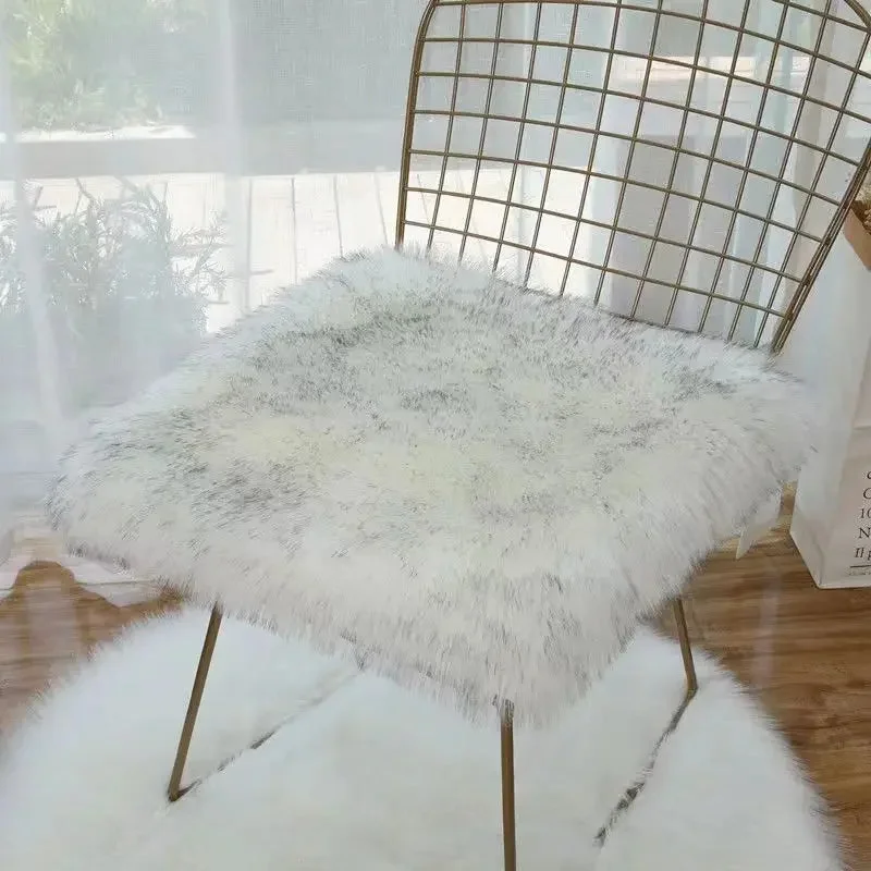 Galette de Chaise Carré Fourrure Blanche