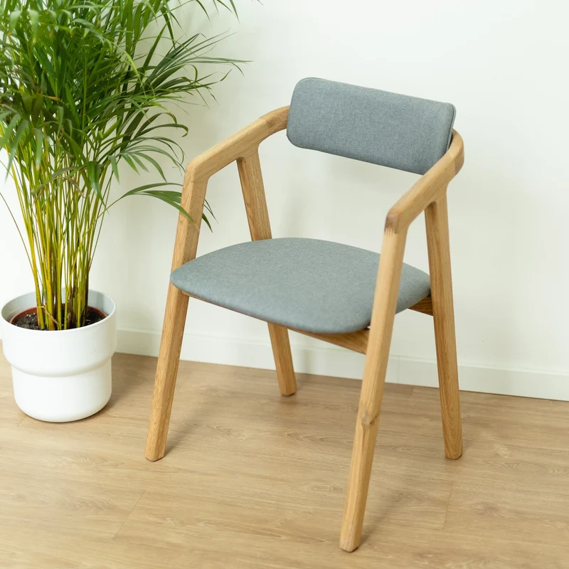 Lot de 2 ou 4 chaises de salle à manger en chêne massif rembourrées Soho | NordicStory