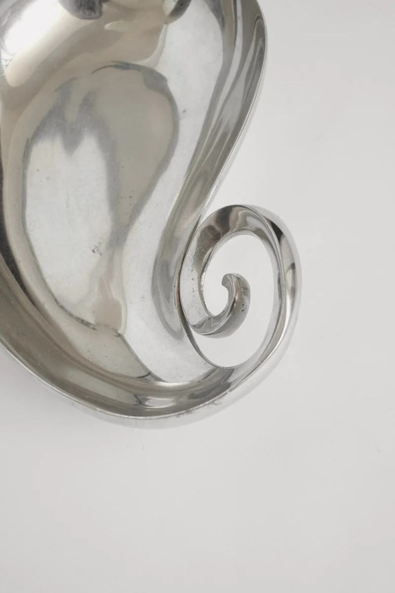 Elegant Aluminium Spiral Dish