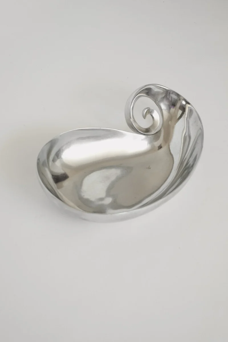 Elegant Aluminium Spiral Dish
