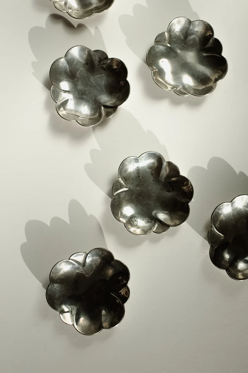 Set of 6 Small Dishes