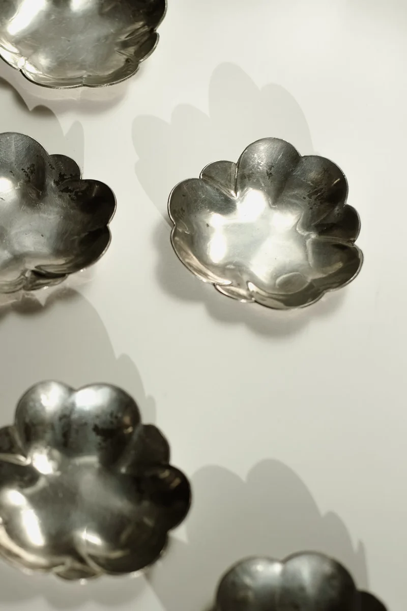 Set of 6 Small Dishes