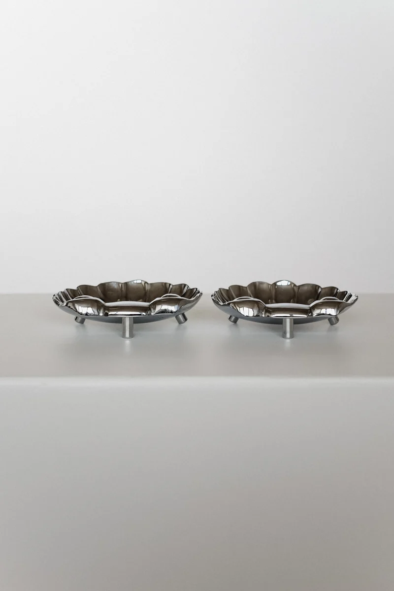 Set of 2 Shell Decorative Bowls