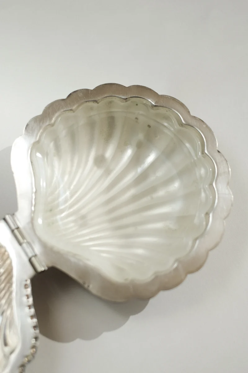 Shell Shaped Butter Dish
