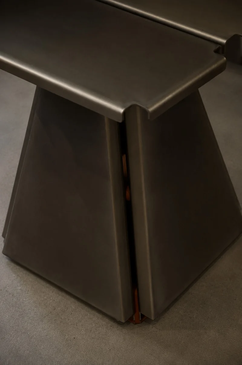 AO25 Stool in Steel and Aluminium