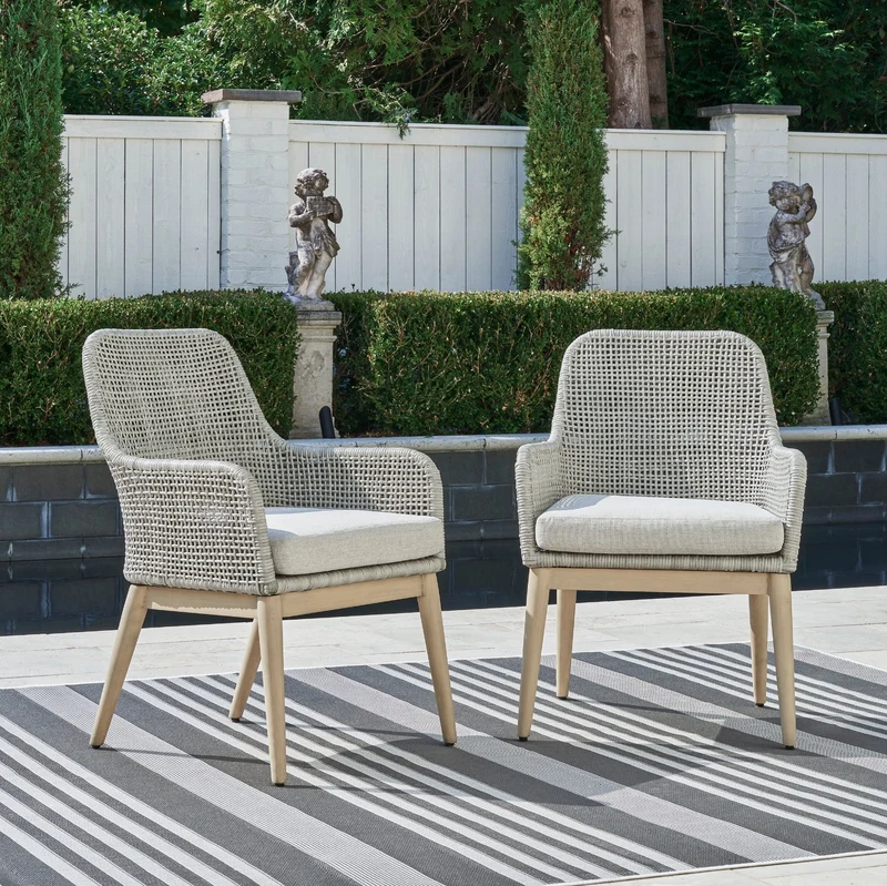 Ensemble de 2 chaises extérieures en tissu Nuvella et osier gris pâle - Seton Creek