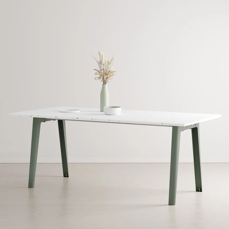 Table à manger NEW MODERN - plastique recyclé Venezia