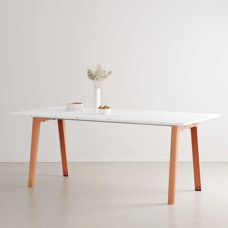 Table à manger NEW MODERN - plastique recyclé Venezia