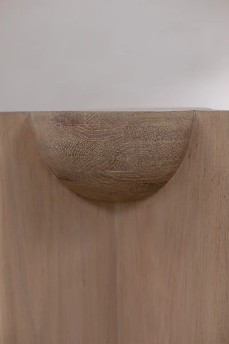 Solid Oak Display Pedestal - BLEO Series